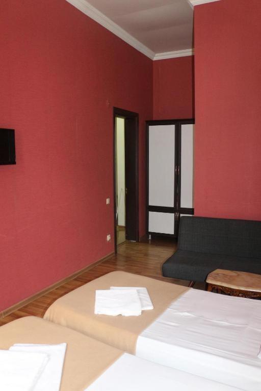 Hotel Albatros Batoumi Extérieur photo