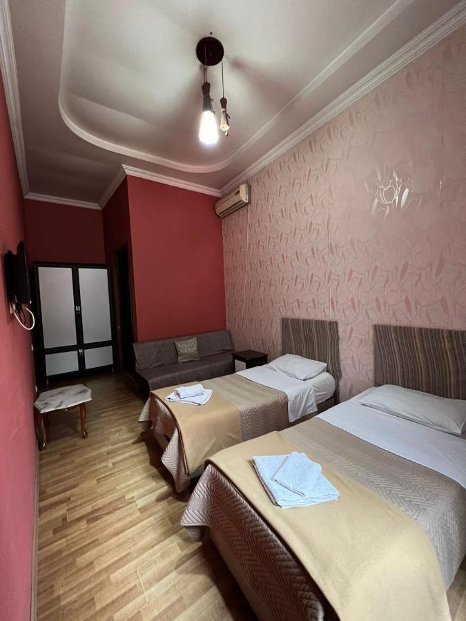 Hotel Albatros Batoumi Extérieur photo